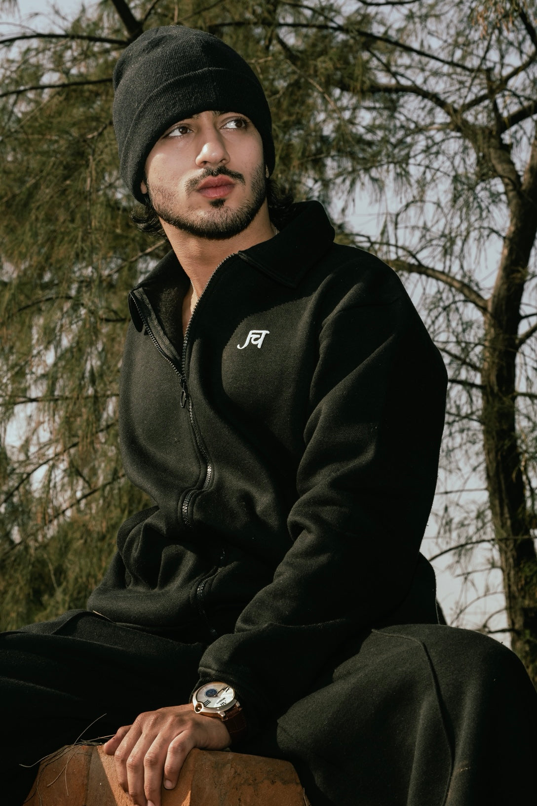 Hot Zip-up